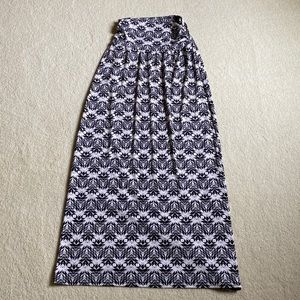 Women’s Maxi Skirt Size Small